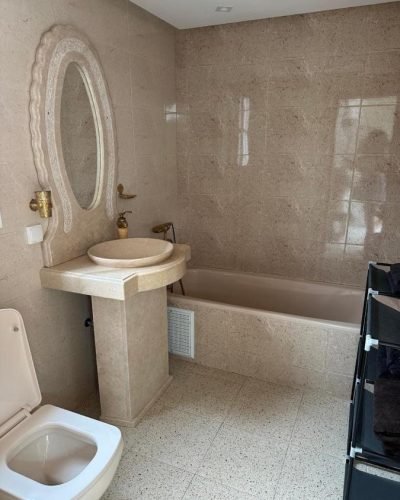 590246390.jpg